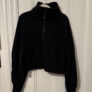 Lululemon Size 8 Black quarter zip Sweatshirt